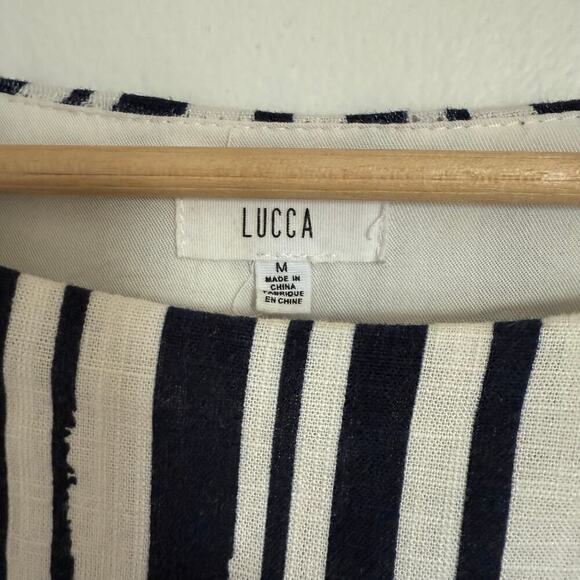 LUCCA Linen Navy Striped Ruffle Shoulder Sleeveless Top Resortwear Minimalist M - Picture 7 of 9
